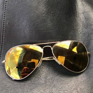 Ray-Ban Polarized Mirrored Aviators